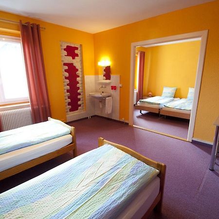 Hotel Bellavista "Bellevue" Saignelégier Екстериор снимка