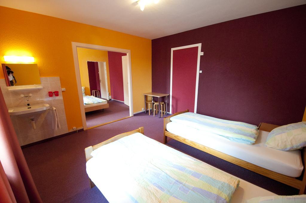 Hotel Bellavista "Bellevue" Saignelégier Екстериор снимка