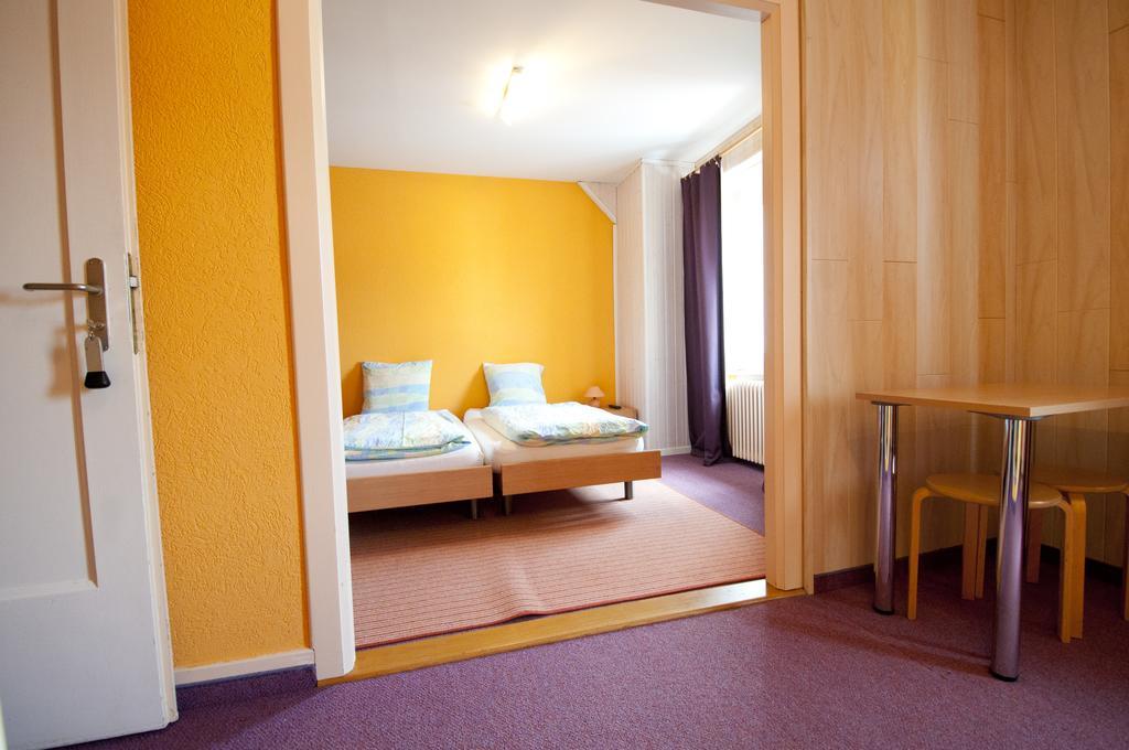 Hotel Bellavista "Bellevue" Saignelégier Екстериор снимка